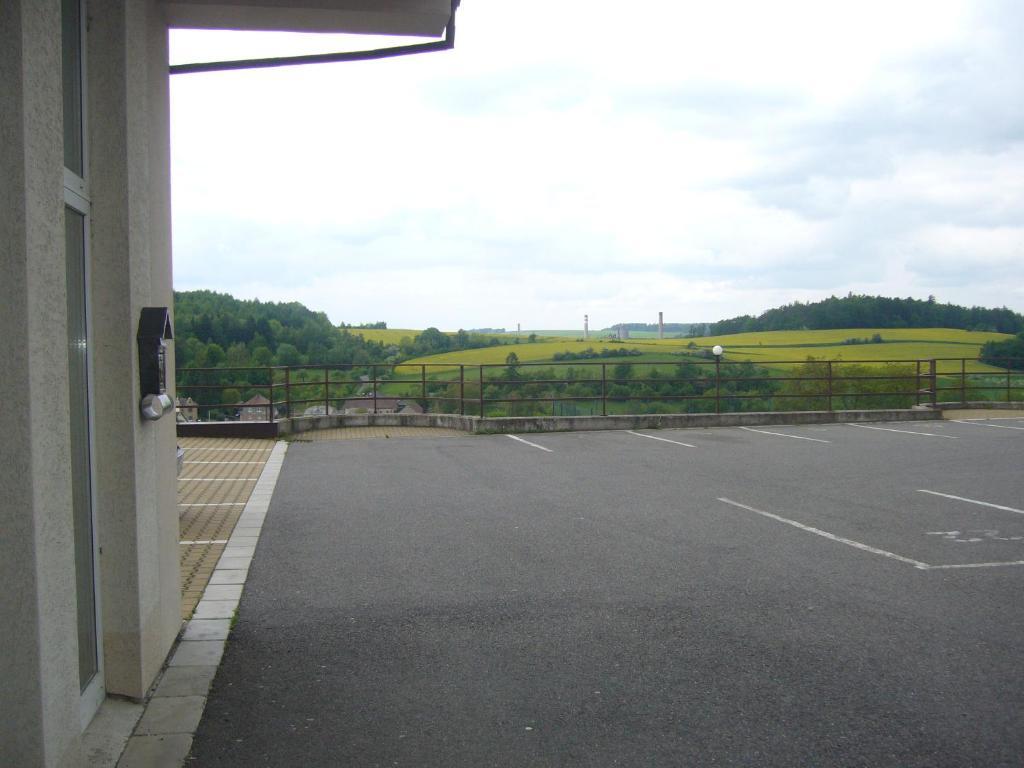 Penzion Senk Pardubice Exterior foto